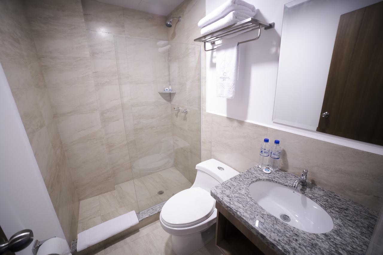 Aquamarina Hotel Manta Zewnętrze zdjęcie